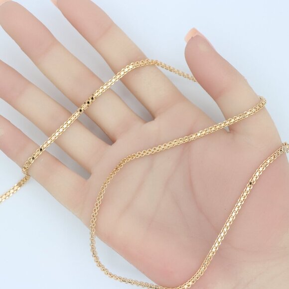 "Shiny Rose Gold Chain Necklace Simple Elegant Look, XPNL0122 - Picture 11 of 12